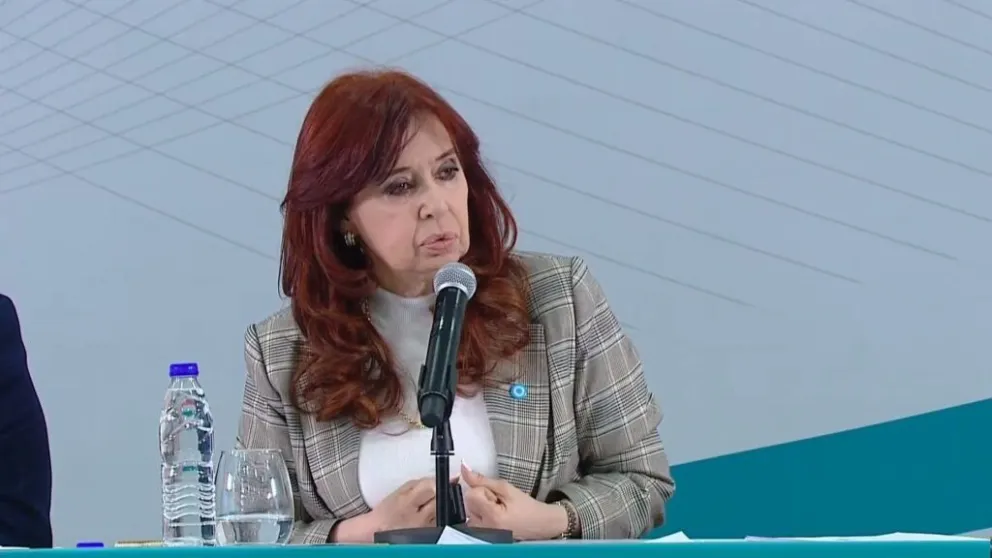 Cristina contra Milei por los incendios en Córdoba y la gestión económica: qué dijo