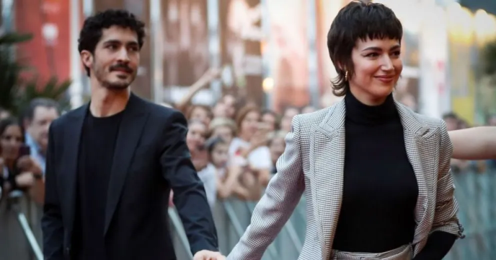 Qué respondió Úrsula Corberó cuando le consultaron si tendría una pareja abierta con el Chino Darín