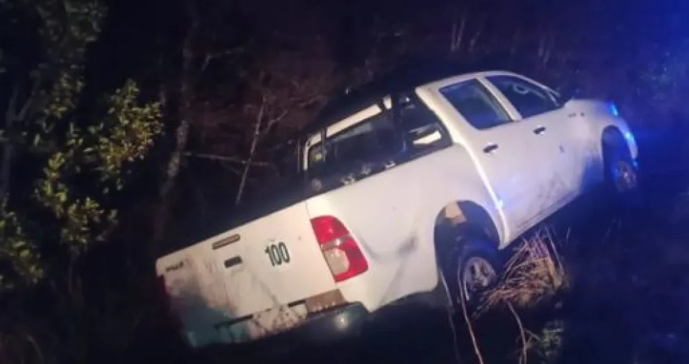 Fin de semana accidentado en ruta 40: Dos despistes y un violento vuelco