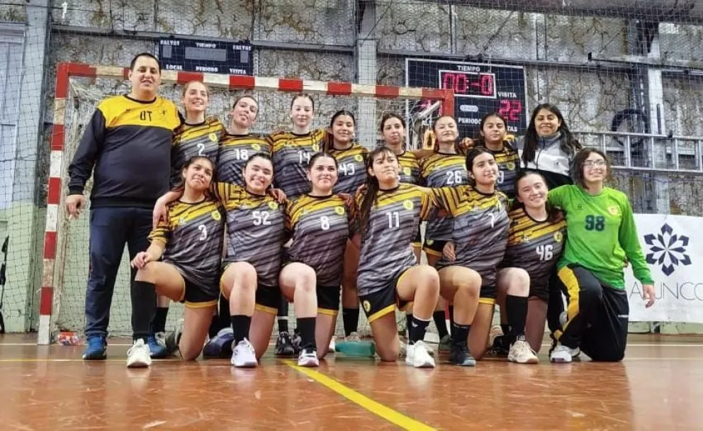 CEF 7 de Villa La Angostura y Escuela Municipal de Bariloche fueron los campeones