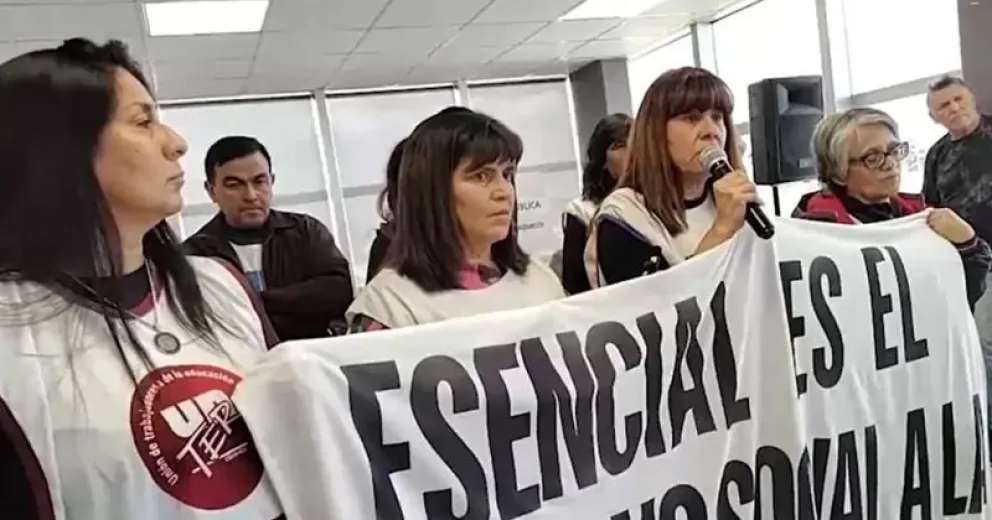 UnTER anunció un paro de 24 horas y convocó a marchar