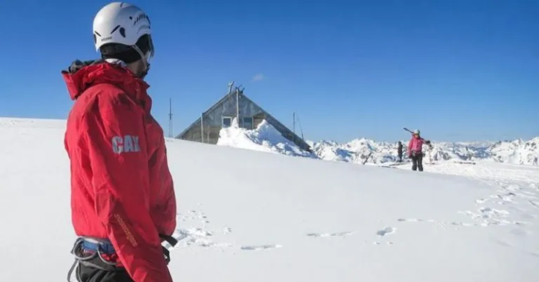 Avalancha en el cerro López de Bariloche: son tres las personas atrapadas 