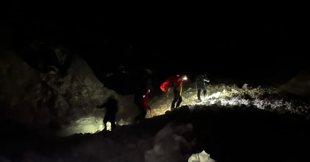 Avalancha en el cerro López en Bariloche: Fiscalía allanó una vivienda y busca determinar la responsabilidad del guía