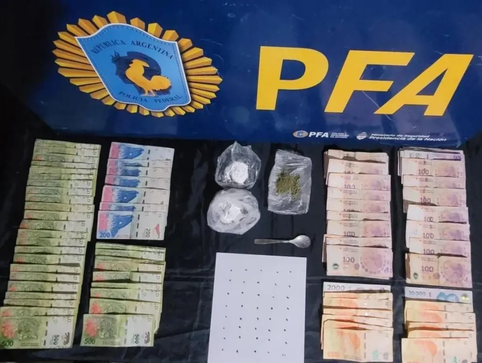 Allanamientos simultáneos en Ferri: tres detenidas por venta de estupefacientes