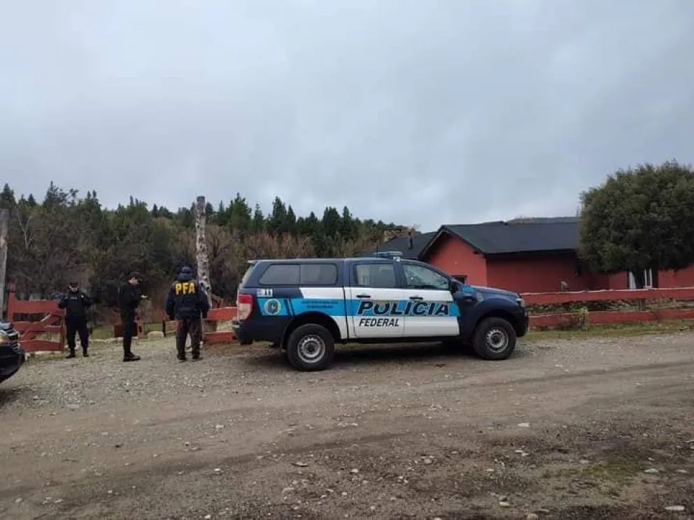 Cinco allanamientos de Policía Federal por trata de personas en la Comarca Andina