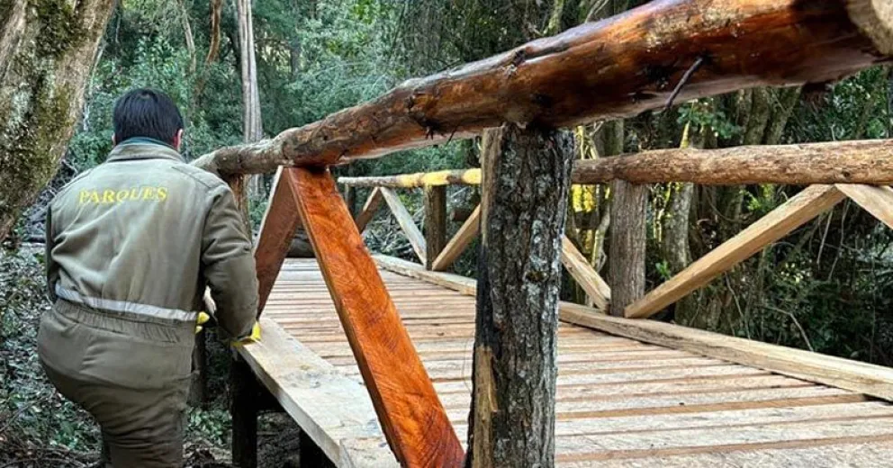 En Lago Puelo trabajan para recibir a los visitantes este verano