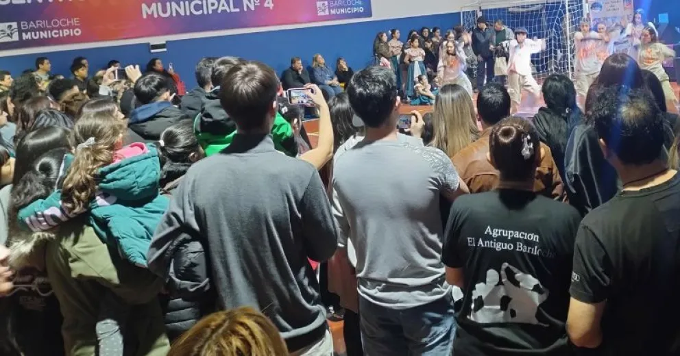 La gente colmó el Municipal 4 en la Noche Sin Alcohol