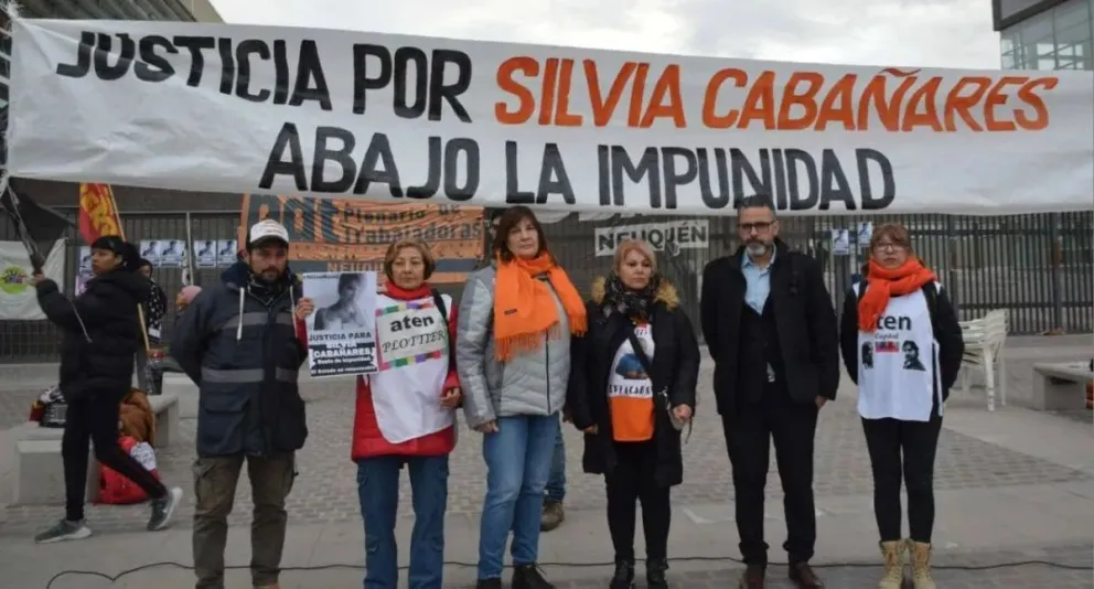 Caso de abuso sexual a Silvia Cabañares: hoy se espera que se lea el veredicto a los cinco acusados