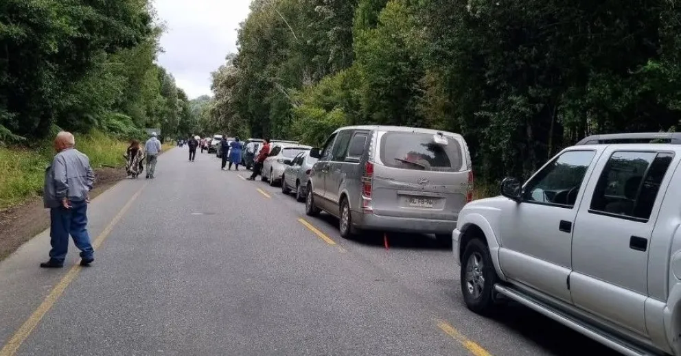 Chile cambia de horario de verano al invernal en la previa al fin de semana largo de pascuas. Foto de archivo.