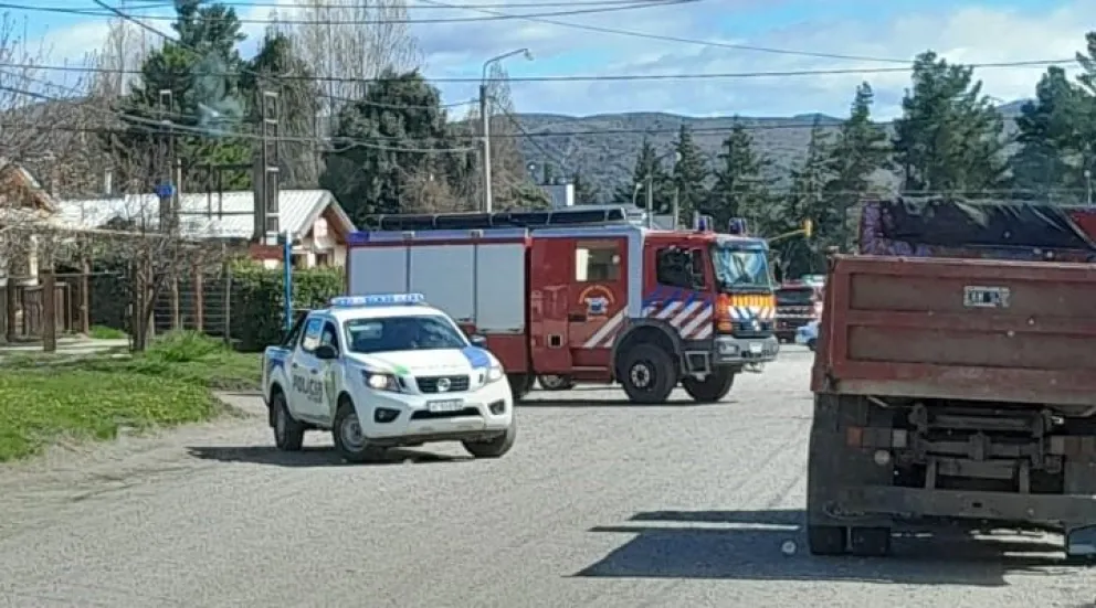 Ruptura de caño de gas provocó evacuaciones y corte de calles en Dina Huapi