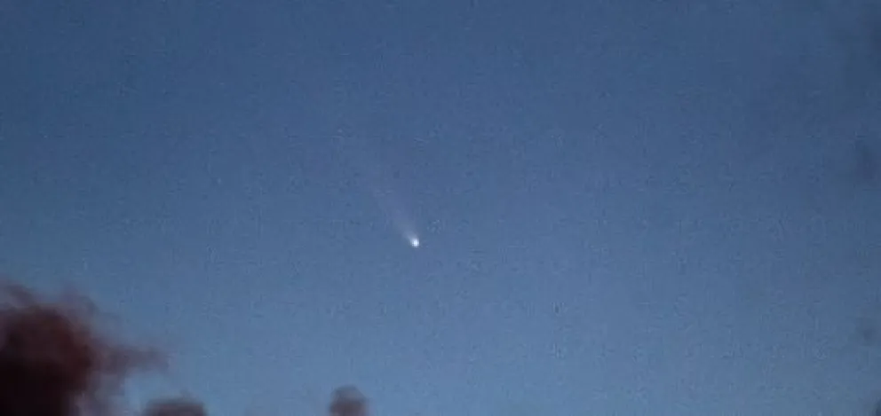 Aún se puede ver el paso del cometa C/2023 A3 en el cielo de Bariloche