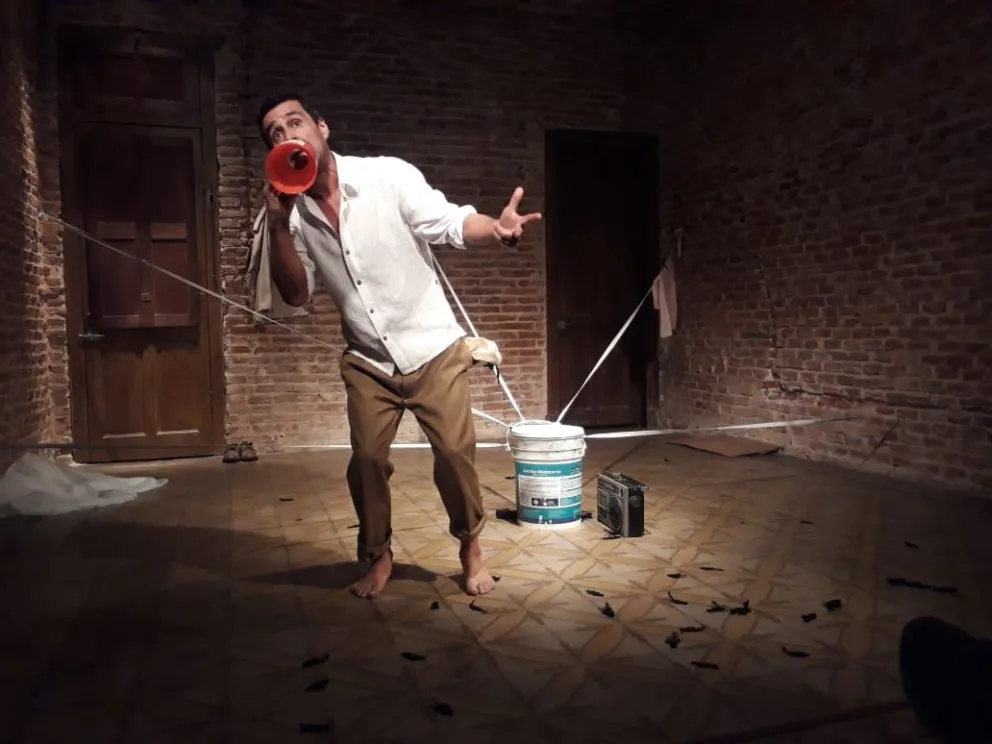 Llega “Al borde del andamio”, poesía que se hizo teatro