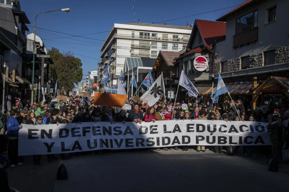 Las comunidades universitarias salen a las calles nuevamente (foto de archivo: Eugenia Neme) 