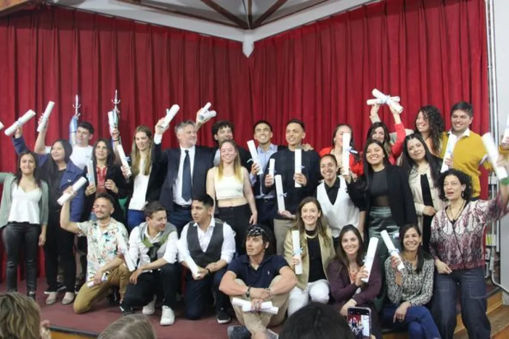 Egresaron 25 estudiantes en la UNCo Bariloche