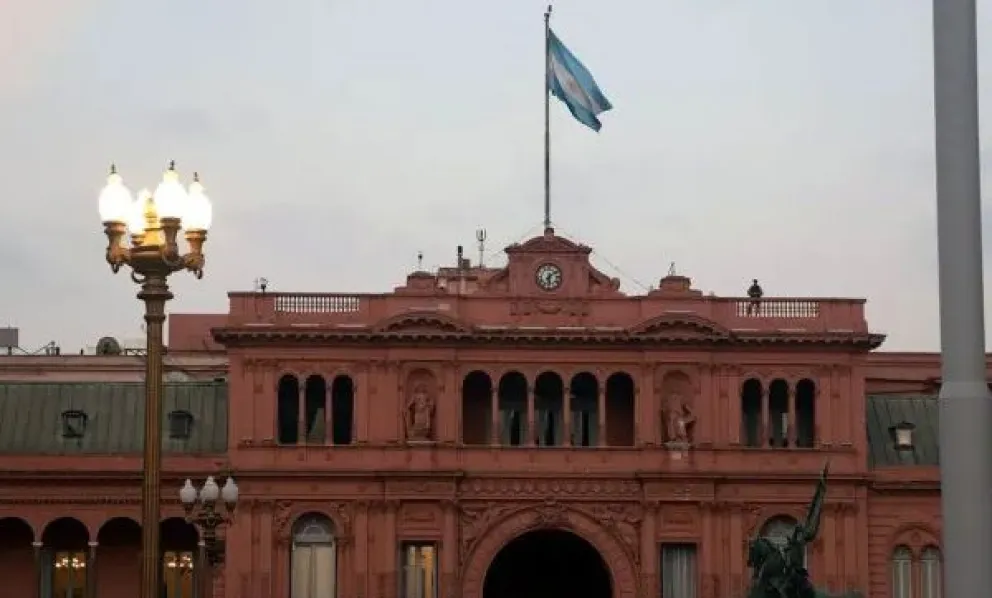 Nuevas privatizaciones: el Gobierno ya tiene dos empresas estatales en la mira 