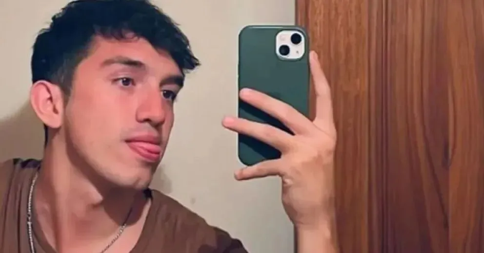 Denuncian que el femicida barilochense Néstor Aguilar Soto es un preso VIP en Córdoba