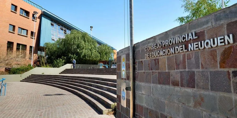Neuquén: el ausentismo docente se redujo un 22% en comparación con 2023