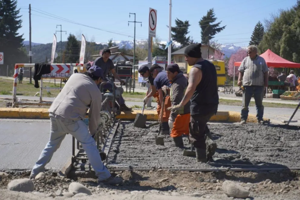 Avanza el operativo de bacheo en las principales arterias de la ciudad
