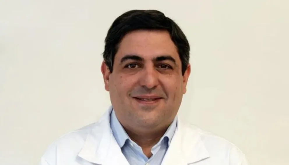 Con una altísima expectativa, hoy asume el nuevo ministro de Salud Demetrio Thalasselis