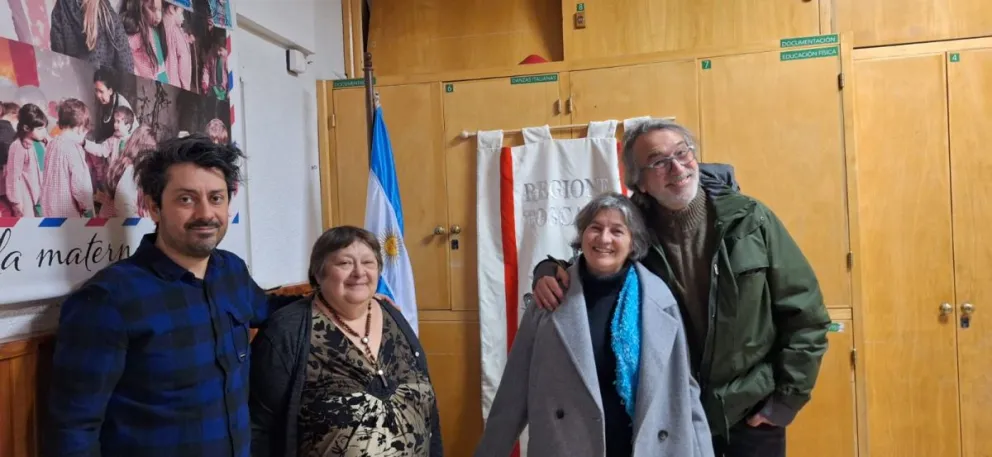 Horacio Salva, Ada Ghilarducci, Gabriela Navarlaz y Néstor Marcucci; organizadores de la Fiesta 20° Aniversario.