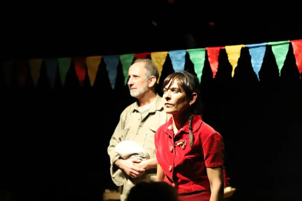 Jorge y Mariana en acción.