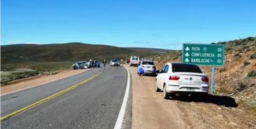 Se registran demoras en Ruta 237 por los peritajes (Foto; Gentileza La Mañana de Neuquén)