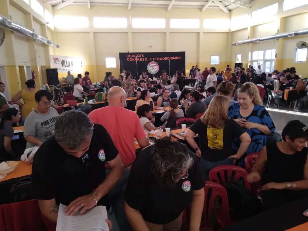 Participaron congresales de las 18 seccionales. 