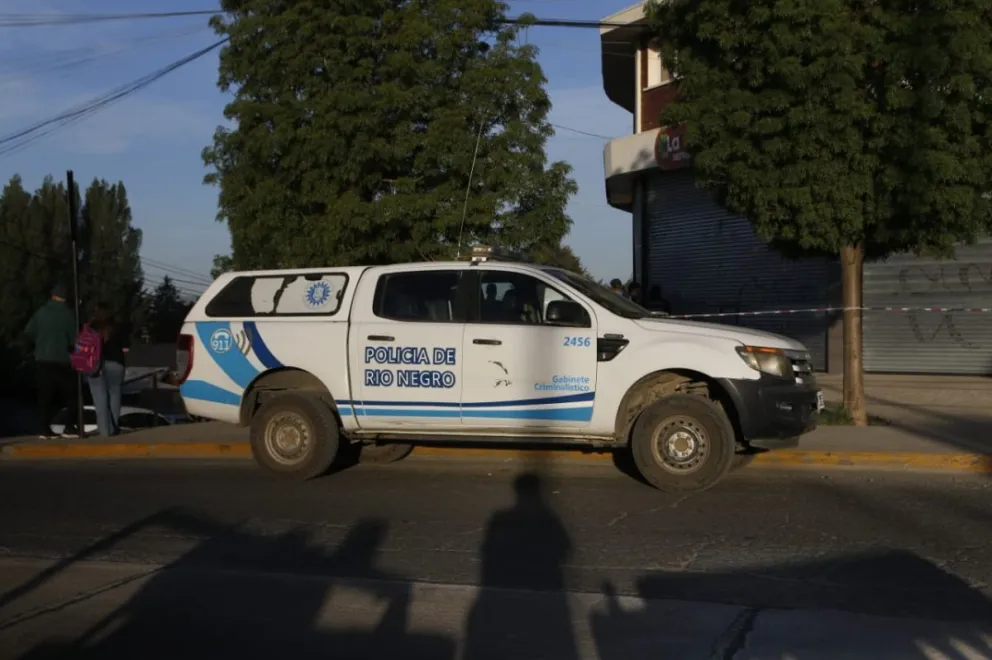Los investigadores llevan a cabo trabajos en el lugar. (Foto: Facundo Pardo)