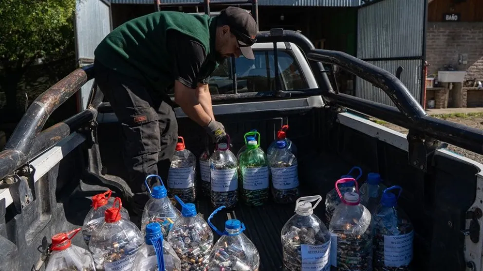Las pilas no tiene tratamiento de reciclaje.
