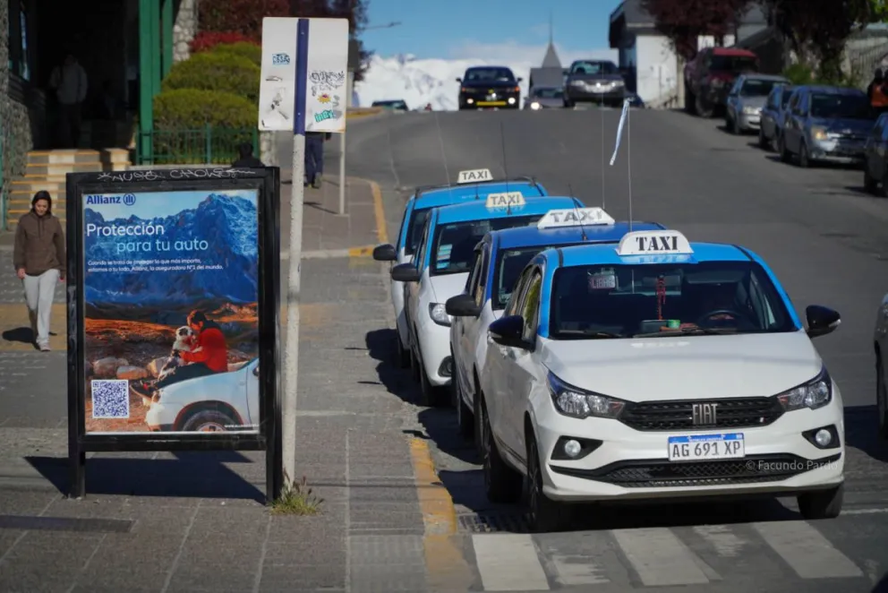 Dentro de los temas a votar por los barilochenses, el municipio anticipó una elección entre "Uber sí o no". Foto: archivo. 