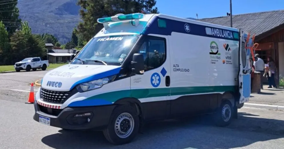 El vehículo que se suma al Hospital Rural de El Hoyo.