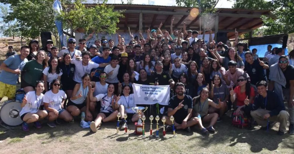 El Centro Regional Universitario Bariloche (CRUB) se quedó con la Copa Comahue de los Juegos Deportivos Interfacultades.