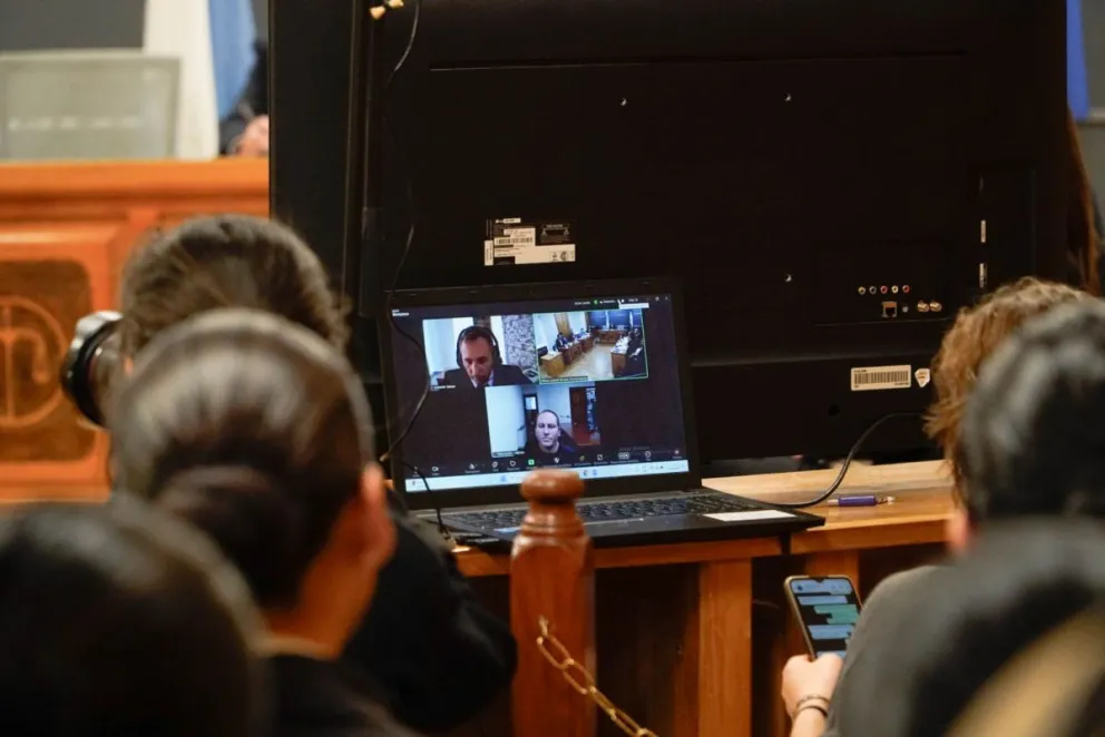 Durante la investigación la fiscalía incorporó el testimonio de una escribana. 