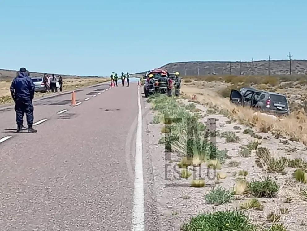 Personal policial trabaja en la  zona , se solicita precaución (foto: Gentileza FM Estilo). 
