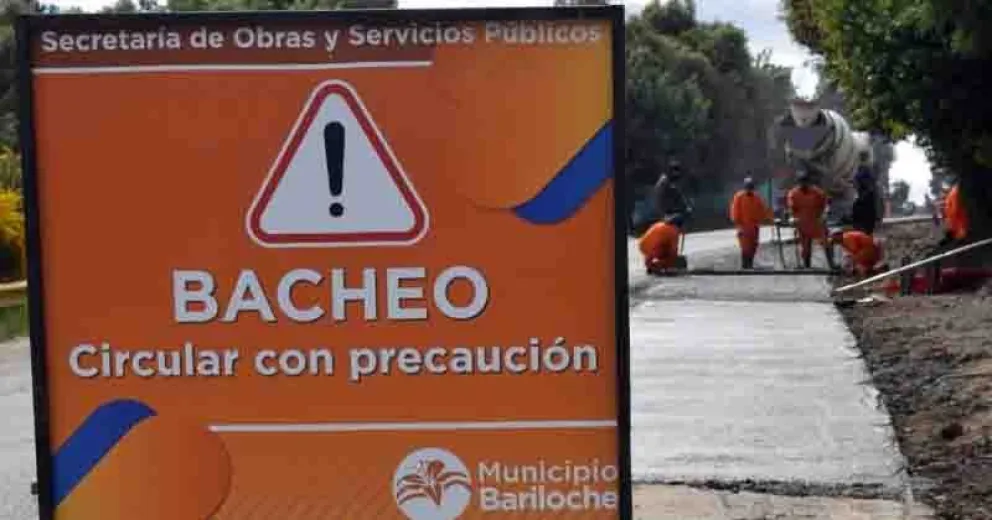 Se recuerda a los conductores transitar con precaución en la zona del 5,700 de avenida Pioneros.