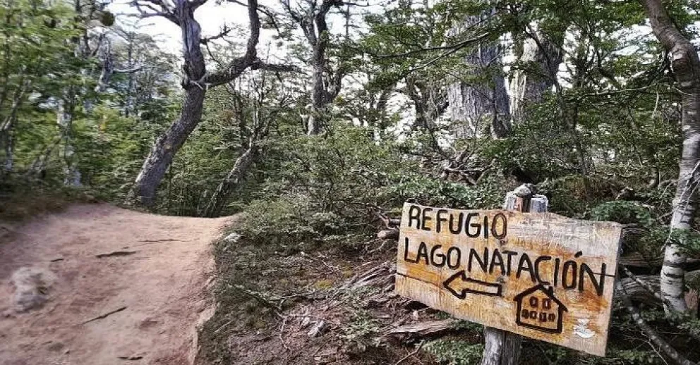 El caminante equivocó el camino de regreso.