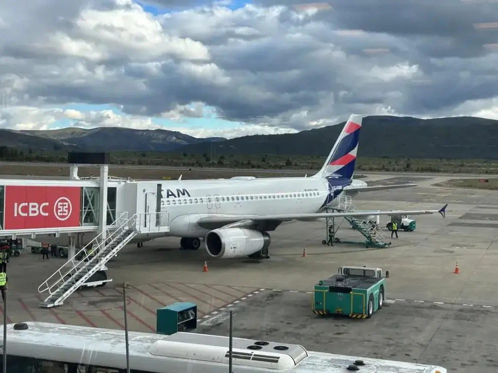 Bariloche contará con una nueva conexión con Santiago de Chile hasta marzo (foto: Aviación Online)