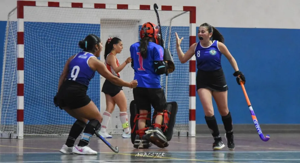 Premiaron a las campeonas, y a las jugadoras destacadas de los Torneos Apertura y Clausura.