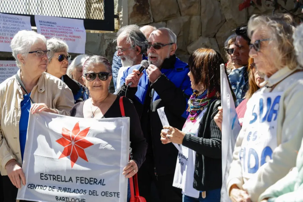 El reclamo de los jubilados que no llegan a fin de mes / Fotos Euge Neme 
