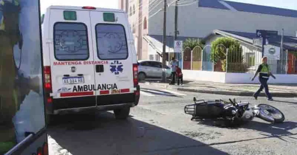 Lamentablemente, son cotidianos los accidentes de motociclistas.