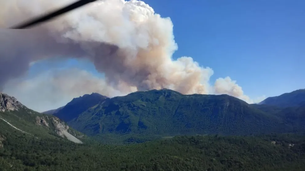 El calor de estos días provoca que se incremente la actividad del fuego. 
