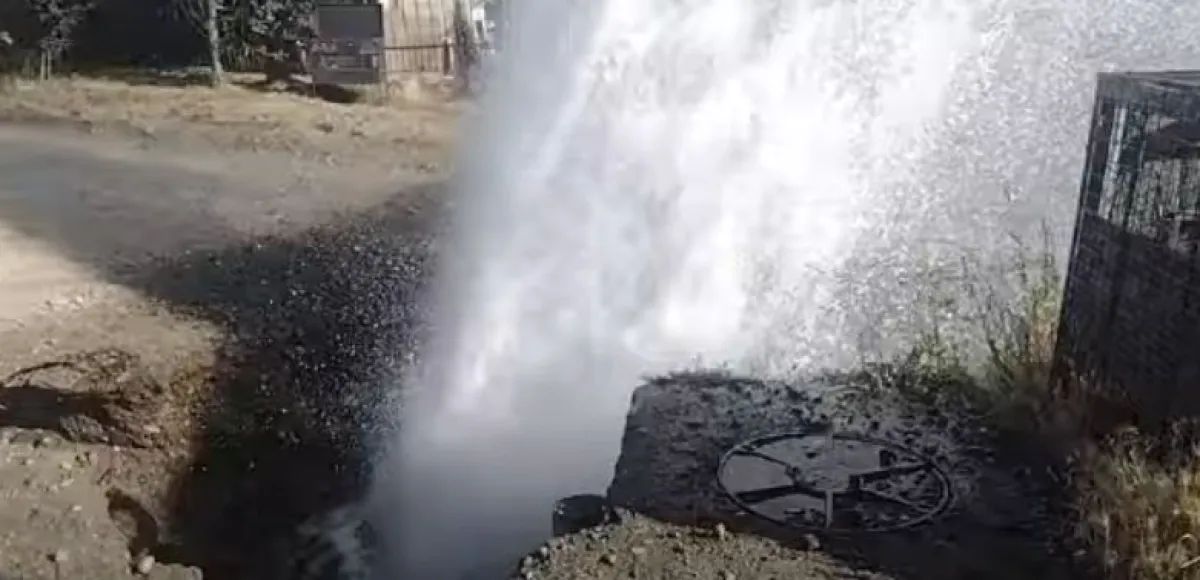 Video: importante pérdida de agua en el barrio La Cumbre | Diario El ...