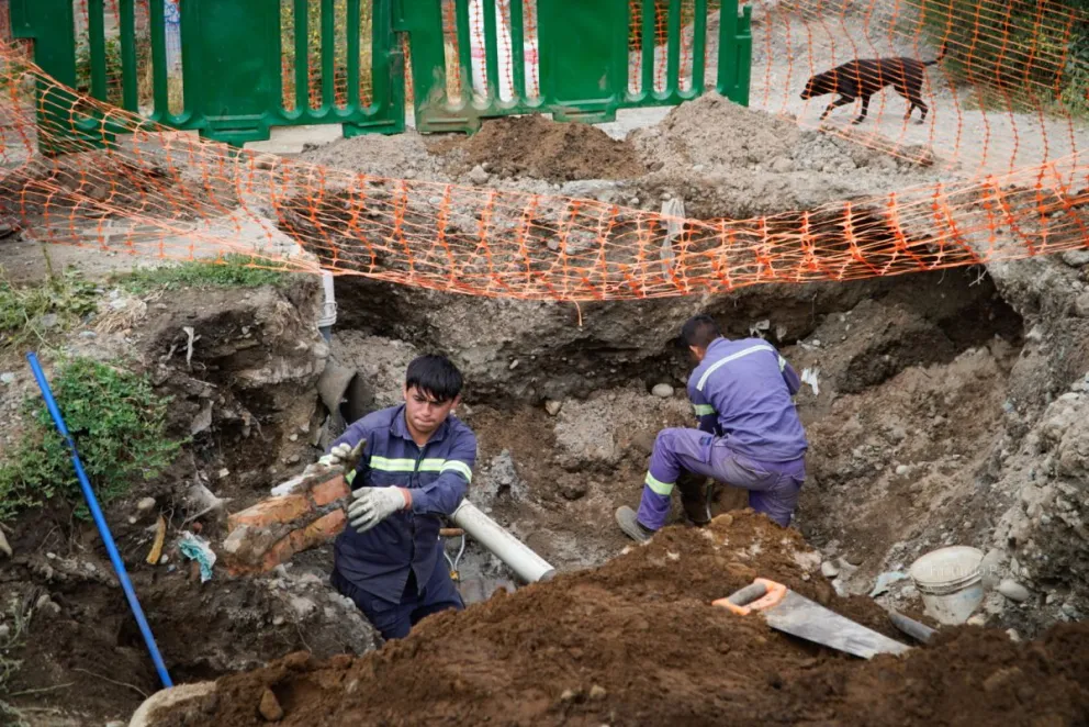 El trabajo que se viene realizando es para garantizar el servicio en toda la ciudad. / Fotos Facu Pardo 