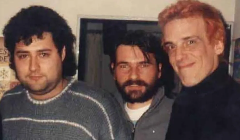 Cea, un oyente y Luis Alberto Spinetta en 1995.