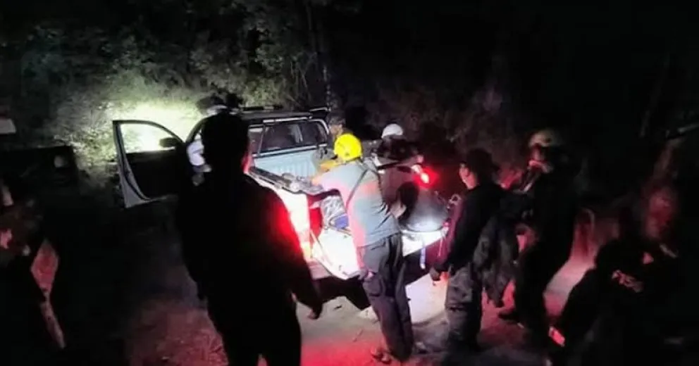 Muy complicado el rescate en altas horas de la noche.