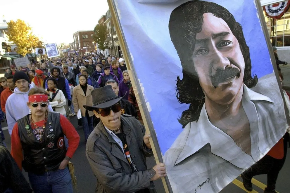Movilización por Leonard Peltier.
