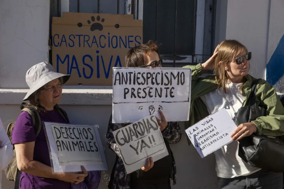 Por momentos la discusión se elevó de tono. Fotos de Euge Neme.