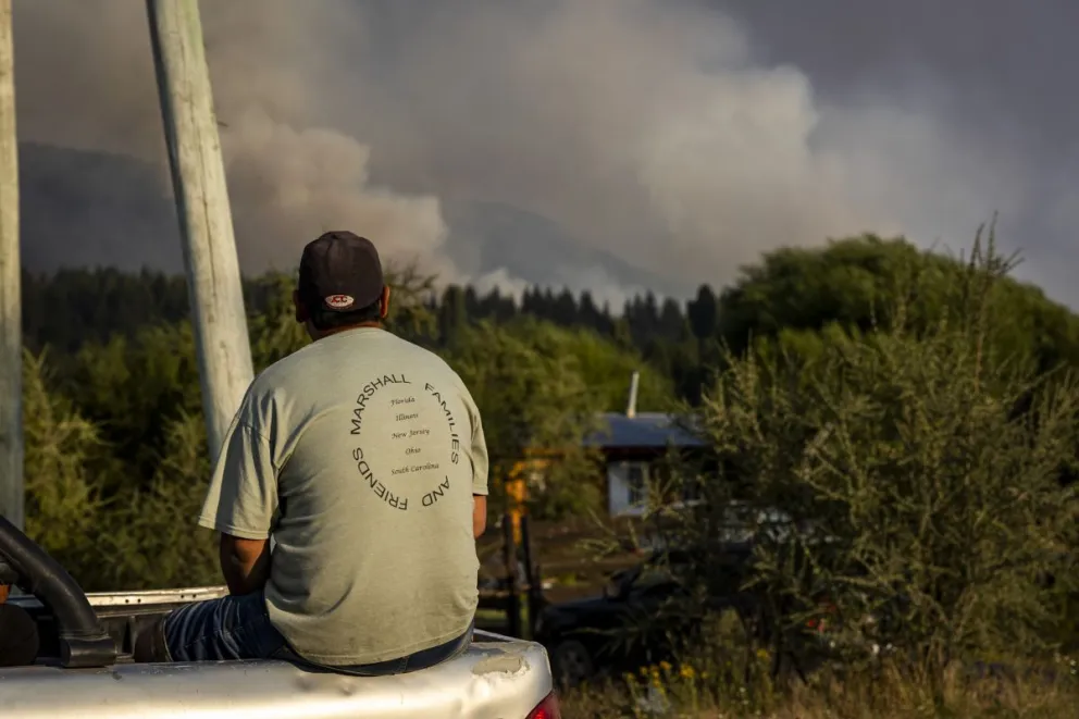 El fuego afectó más de 2.700 hectáreas en la zona de Mallín Ahogado (Foto: Eugenia Neme)