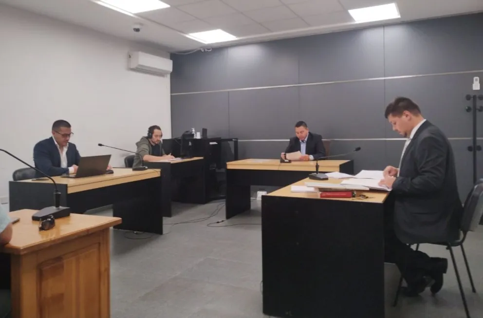  Se le impusieron pautas de rigor.