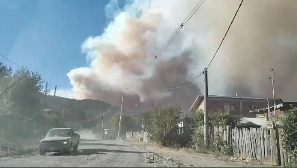 Solicitaron extrema precaución para los evacuados. (Foto: gentileza Canal 10)